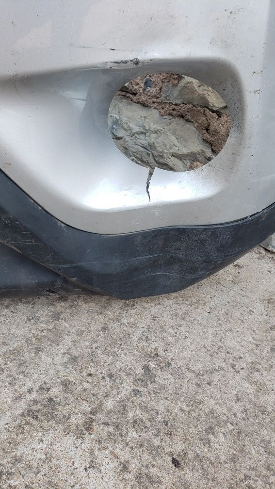 bronq/broni Toyota Rav 4, 2013-16g.