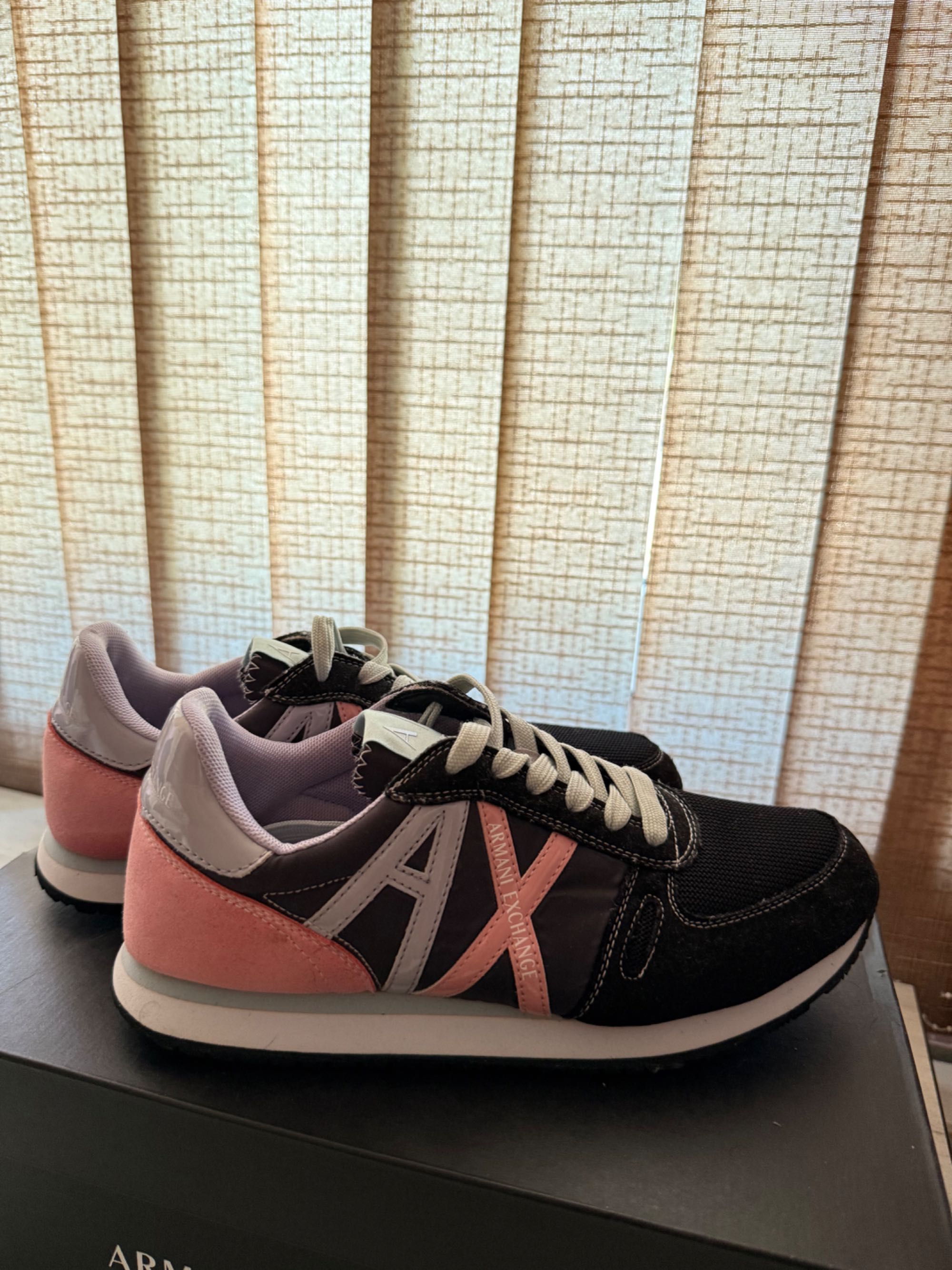 Спортни обувки Armani Exchange