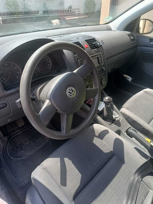 Autovehicul Volkswagen Golf