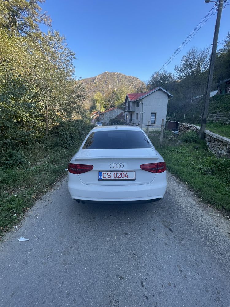Audi a4 s-line 2.0tdi