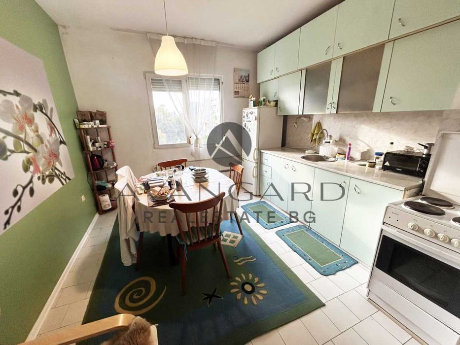 Продава се Тристаен апартамент в Пловдив, Кършияка - 68 кв.м за 1545 €/кв.м - Снимка #4