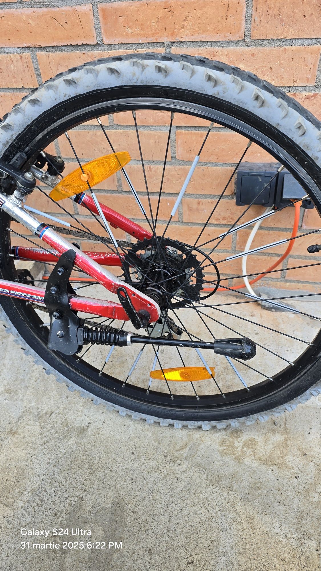 Vând bicicleta copii