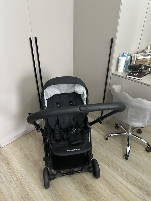 Продам коляску 2 в 1 easywalker