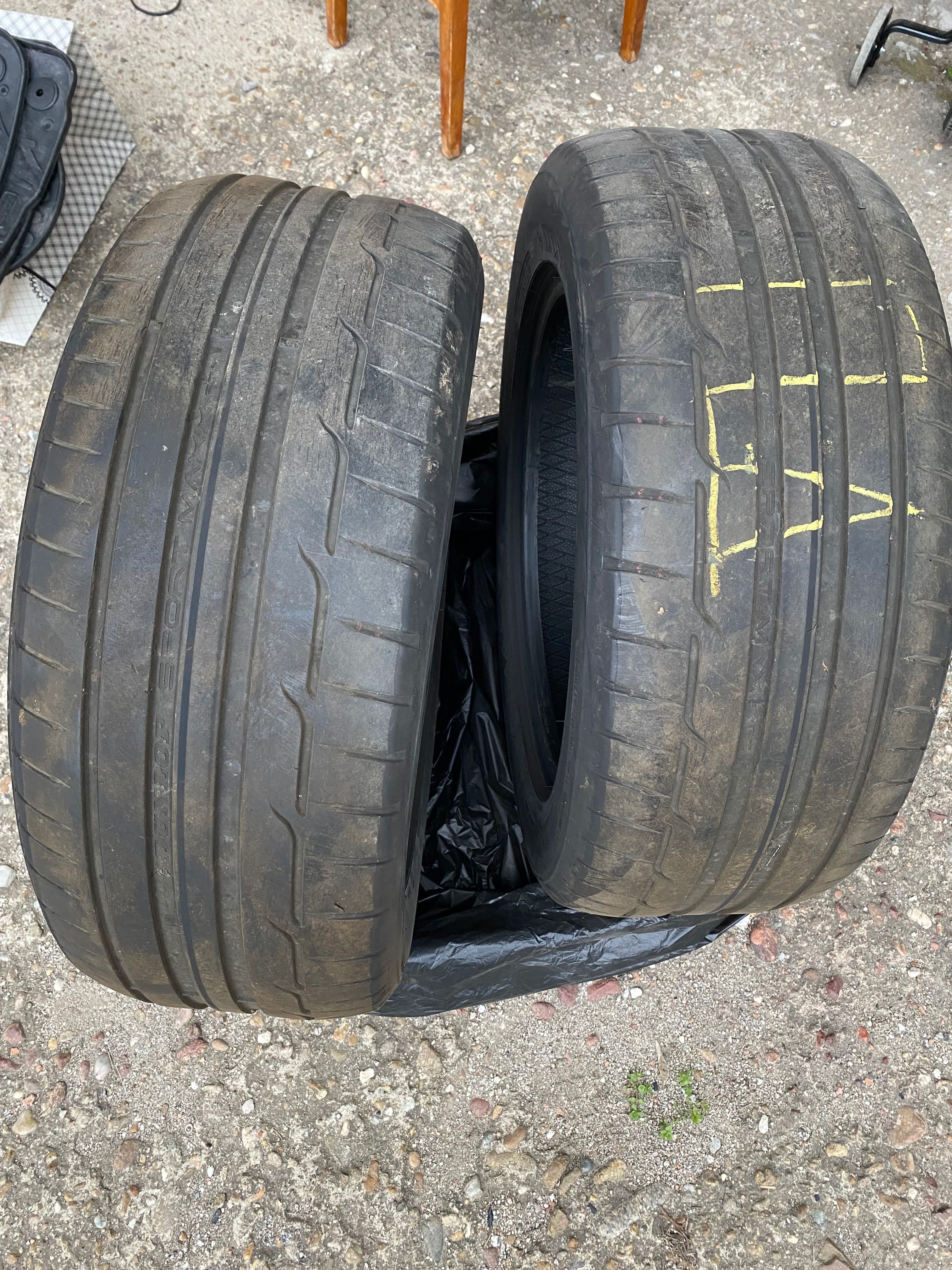 225 / 55 / 16 летни гуми Dunlop sport maxx