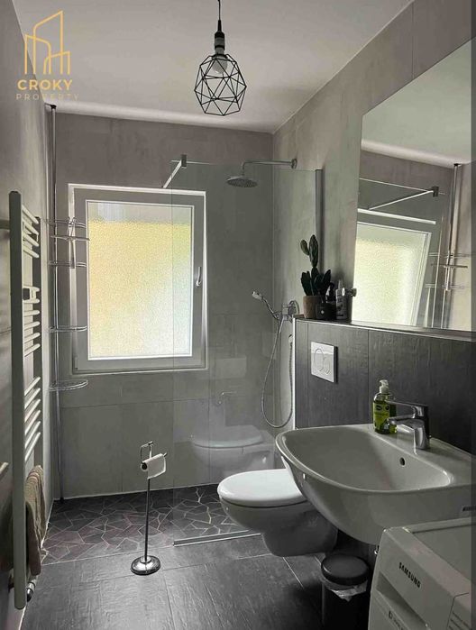 Дава се под наем Двустаен апартамент в София, Център - 60 кв.м за 725 € - Снимка #2