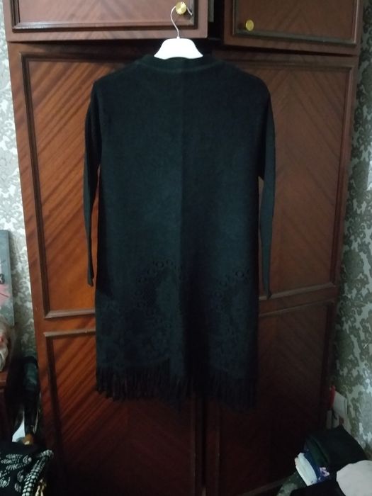 Теплое  как туника  платье ,  черное  туника  на пугвицах  ,  тигровое