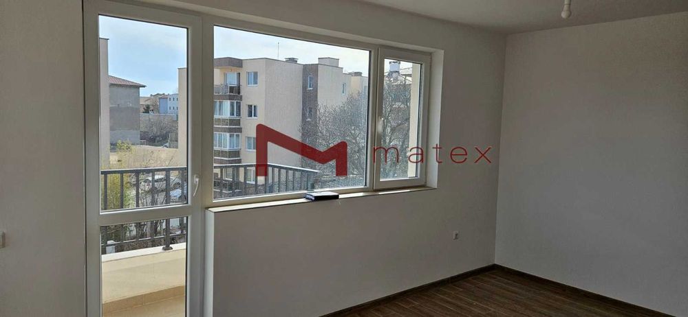 Продава се Тристаен апартамент в Варна, Виница - 98 кв.м за 1633 €/кв.м - Снимка #4