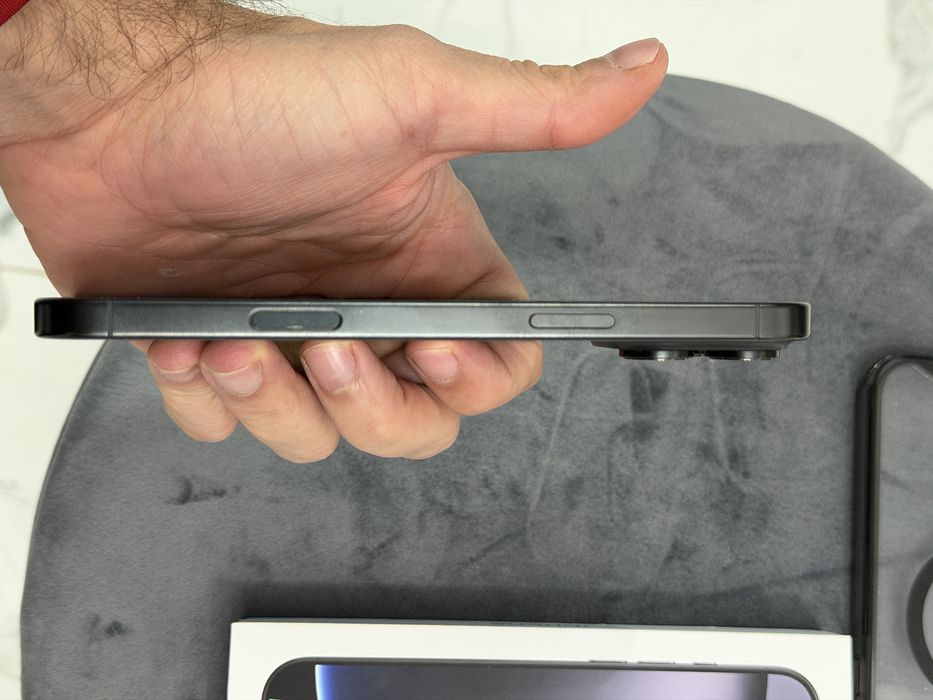 iPhone 16 Pro Max – 512 GB – Black Titanium