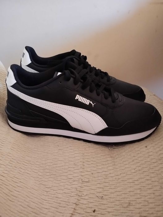 Продавам нови маратонки Puma ST Runner V4