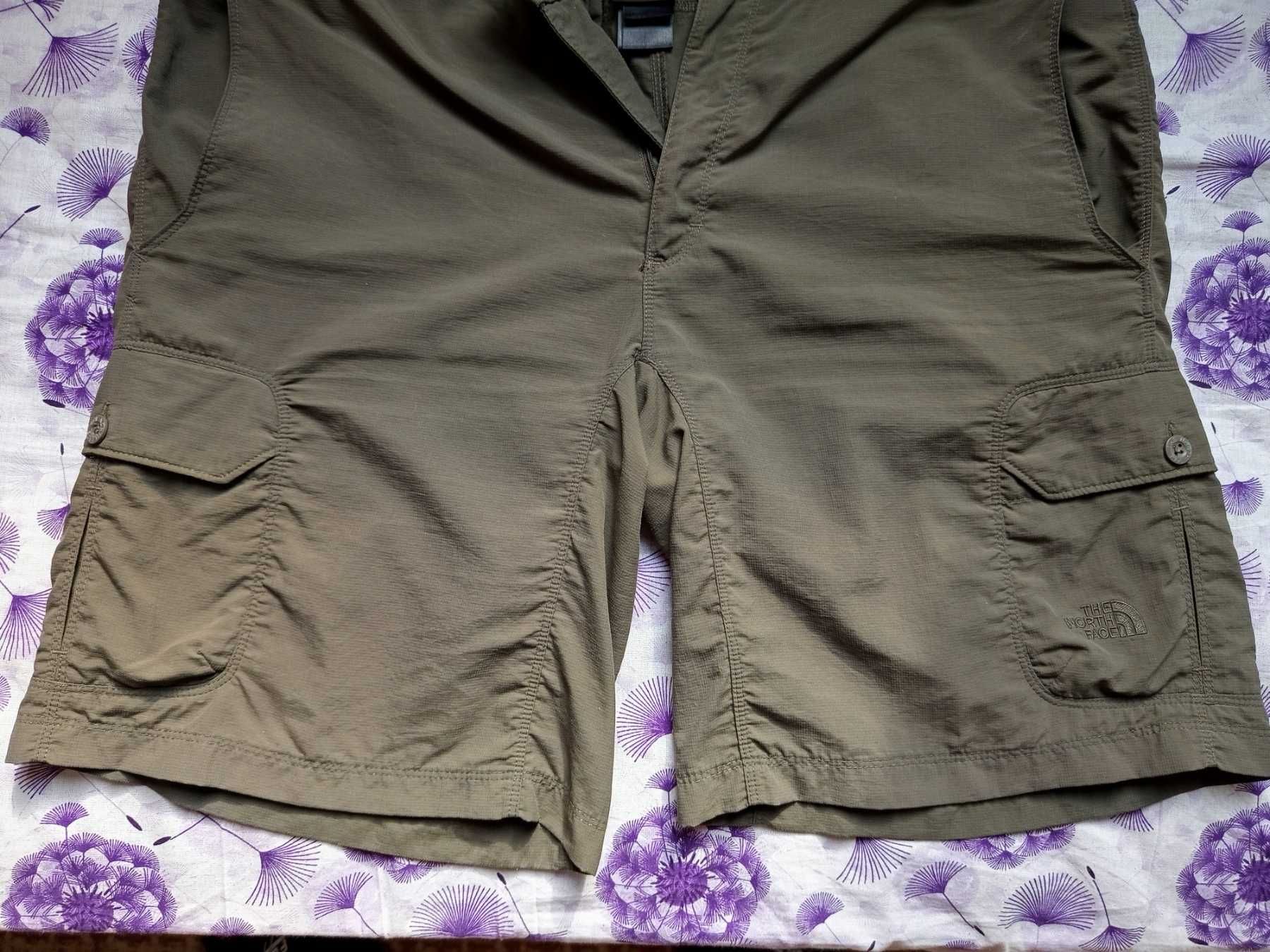 The North Face къси панталони L