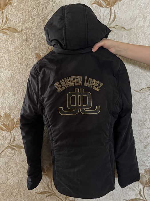 Женская черная куртка