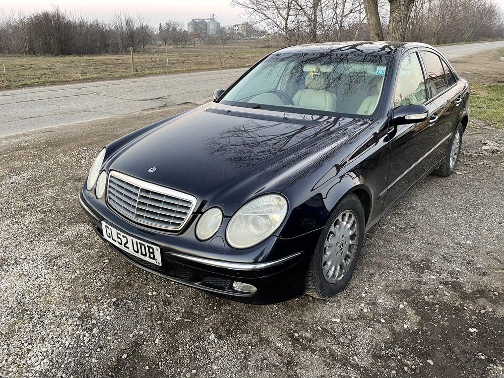 Mercedes E320 на части
