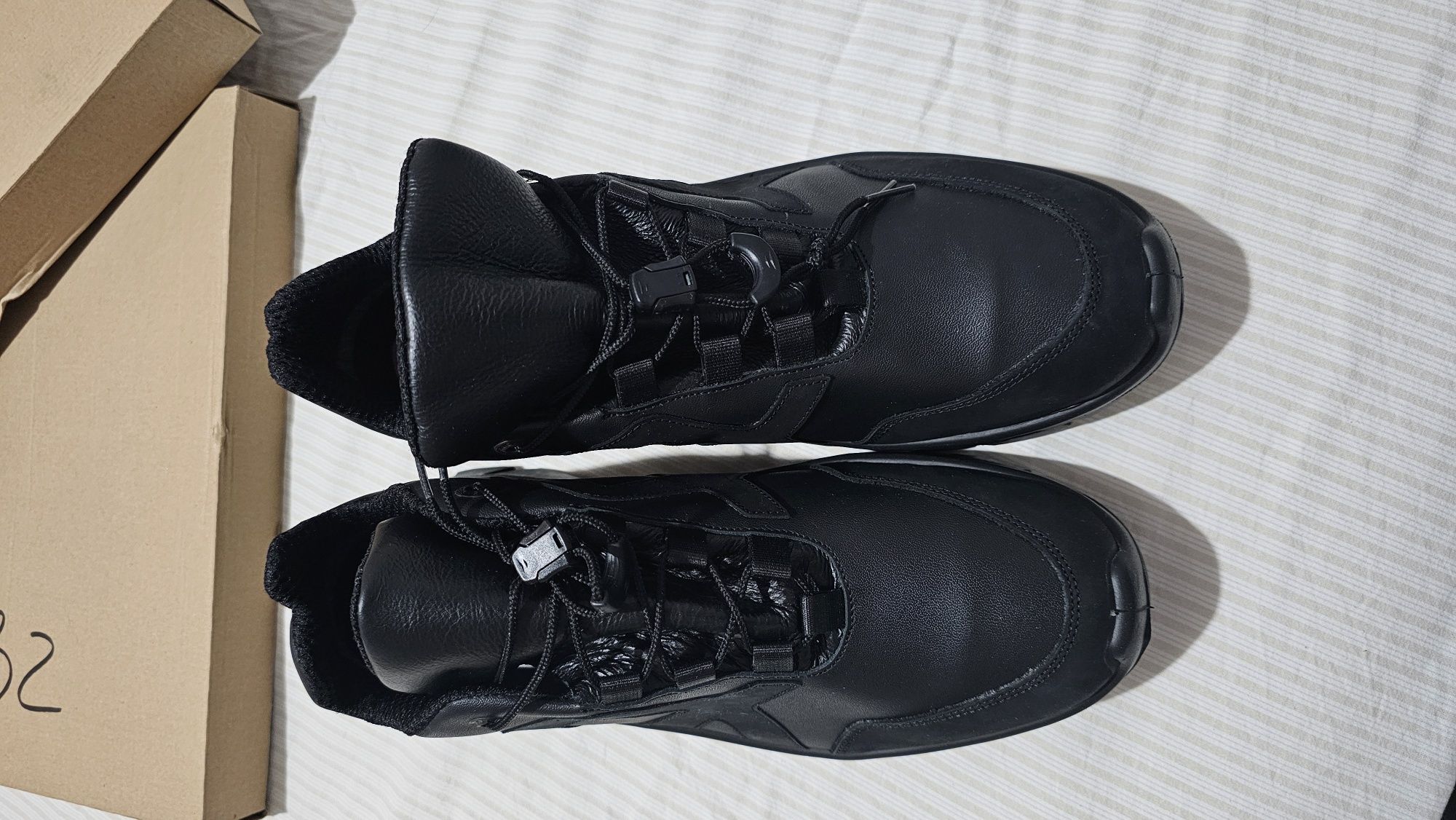 Adidasi tactici piele scurti