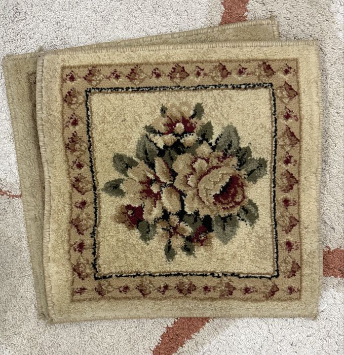 Сидушки на стулья для кухни