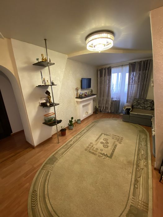 Квартира в аренду 4 комнатная