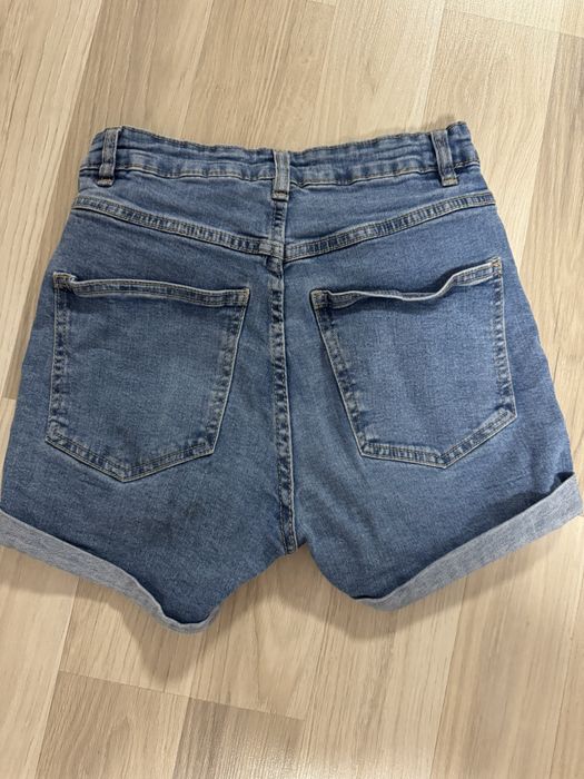 Лот от 2 чифта къси панталонки