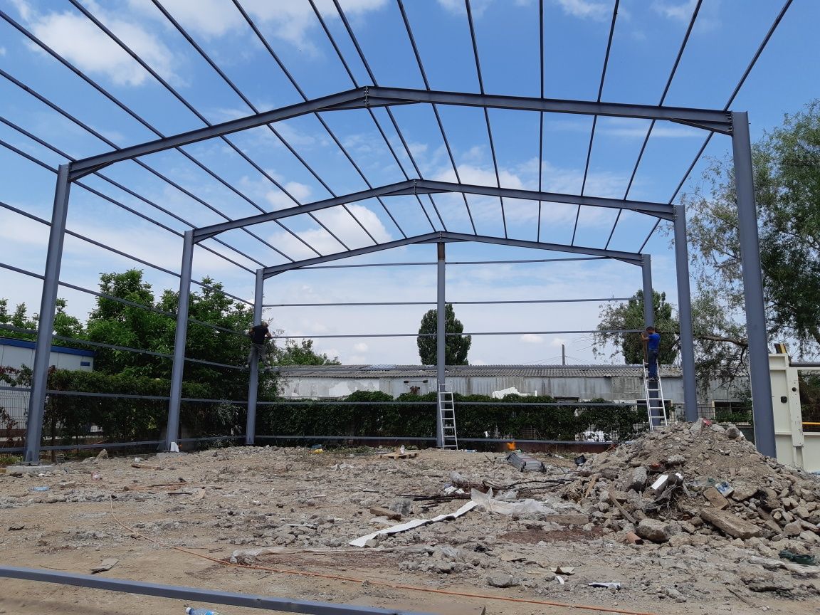 Vând hală metalică extra ofertă hala este nouă și demontabilă pe șurub