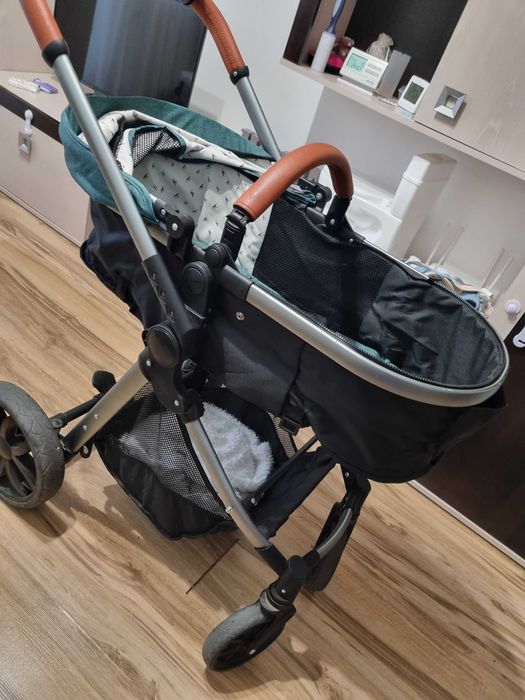 Vând cărucior 2 în 1