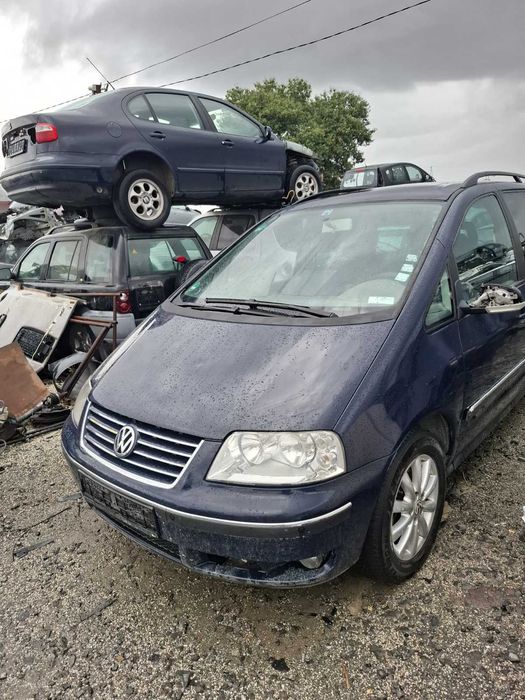 Volkswagen Sharan 1.9 TDI 131 к.с 2006 година автоматик на части