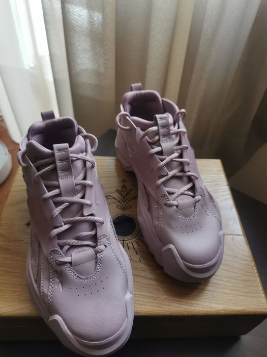 Adidasi Reebok de vânzare