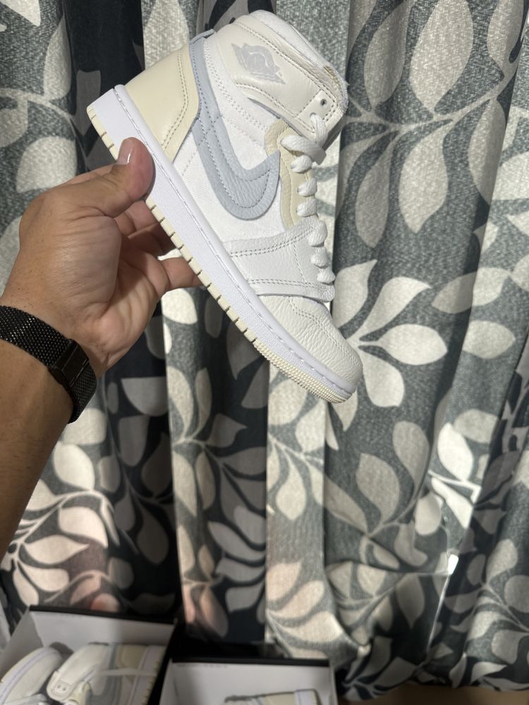 Air Jordan 1 MM High