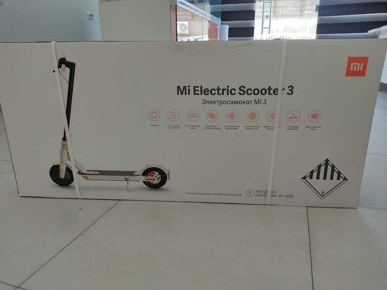 Электросамокат Mi Electric Scooter 3 Черный/Серый (GLOBAL) С ГАРАНТИЕЙ