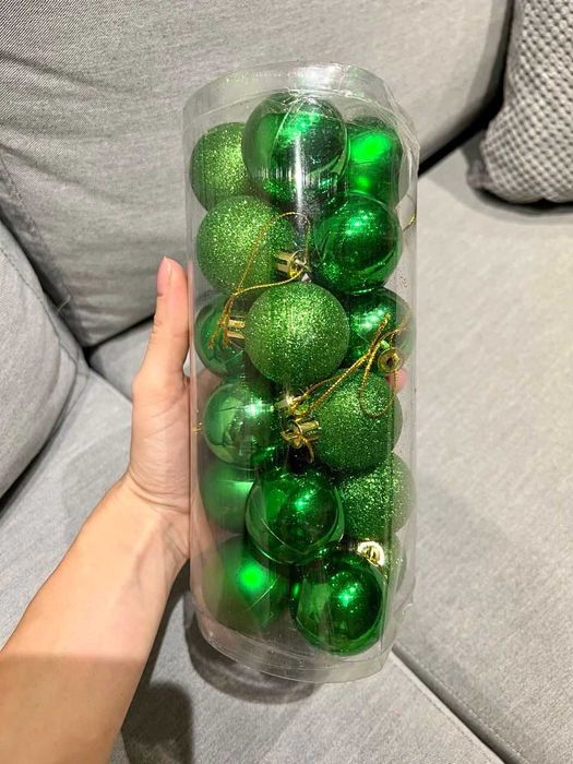Комплект от 24 броя играчки за елха с диаметър 4см