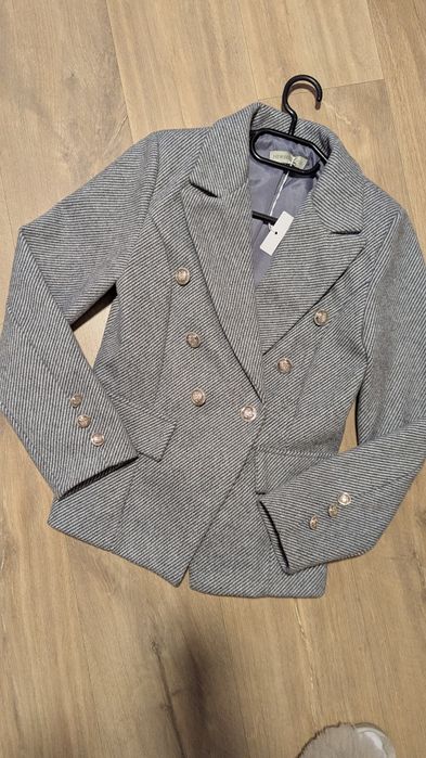 Дамско сако, размер S, ново