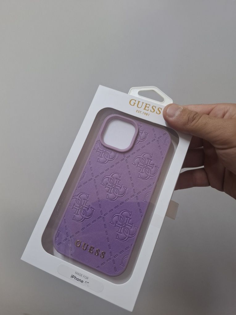 Кейс за iPhone 13 14 15 16 GUESS