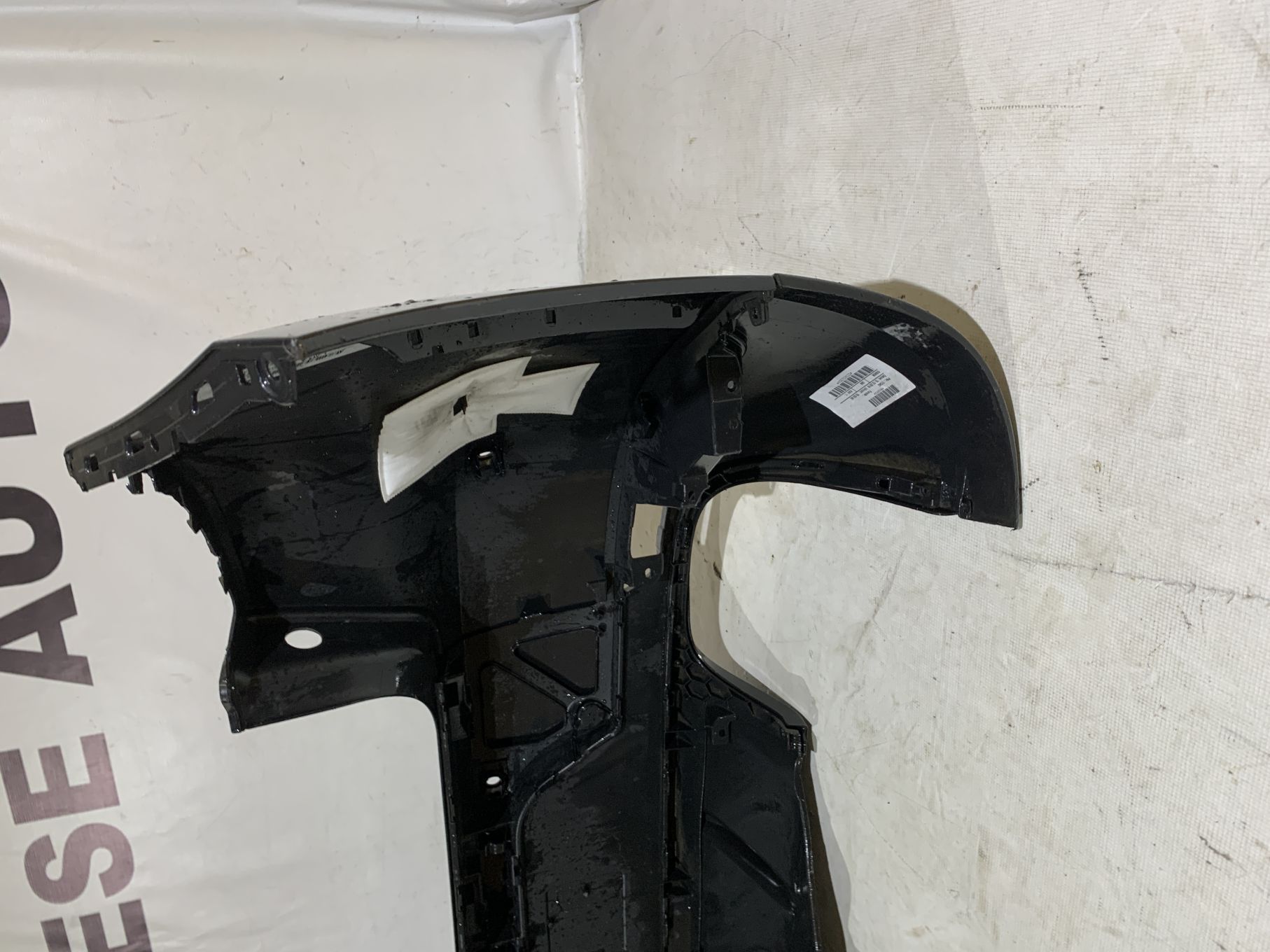 Bara spate Porsche Macan, 2014, 2015, 2016, 2017, 2018, 2019, 2020, 2021, 2022, cod origine OE 95B807421L.