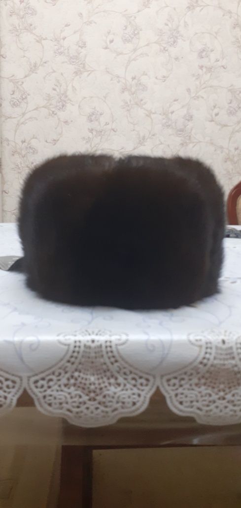 Продам норковый шапку новая