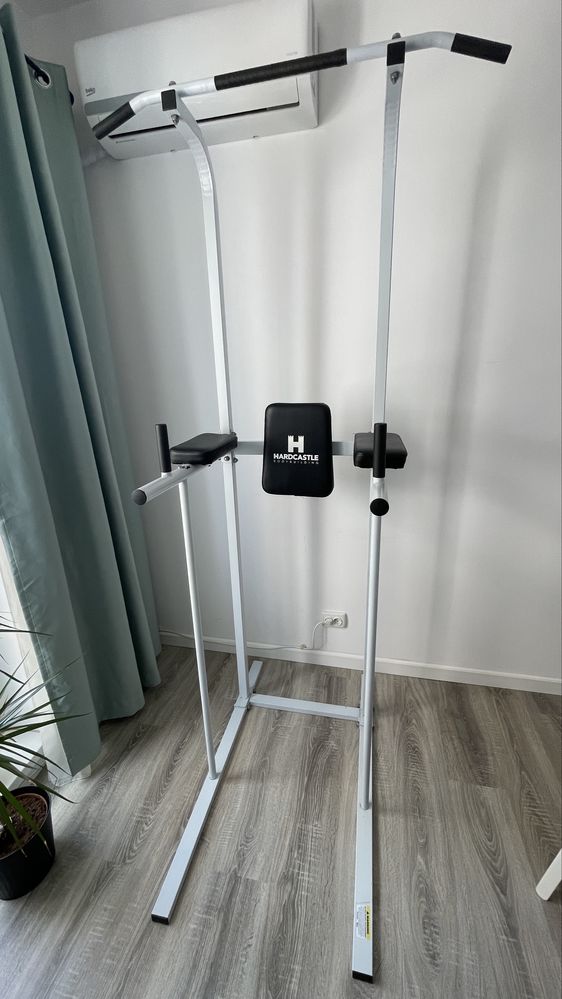 Home gym aparat multifunctional – tractiuni, dips, abdomene