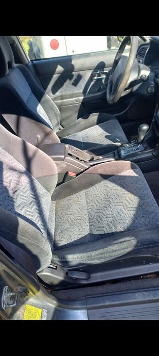 Продавам Субаро Легаси на Части или Цяло 2.0i 125кс.