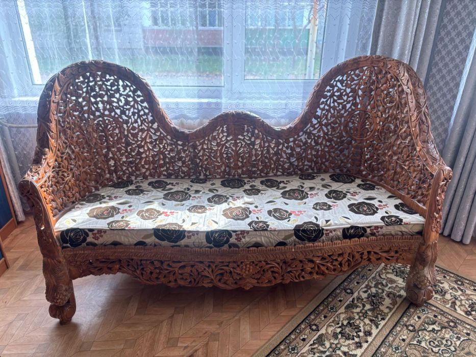 Мебель из дерева
