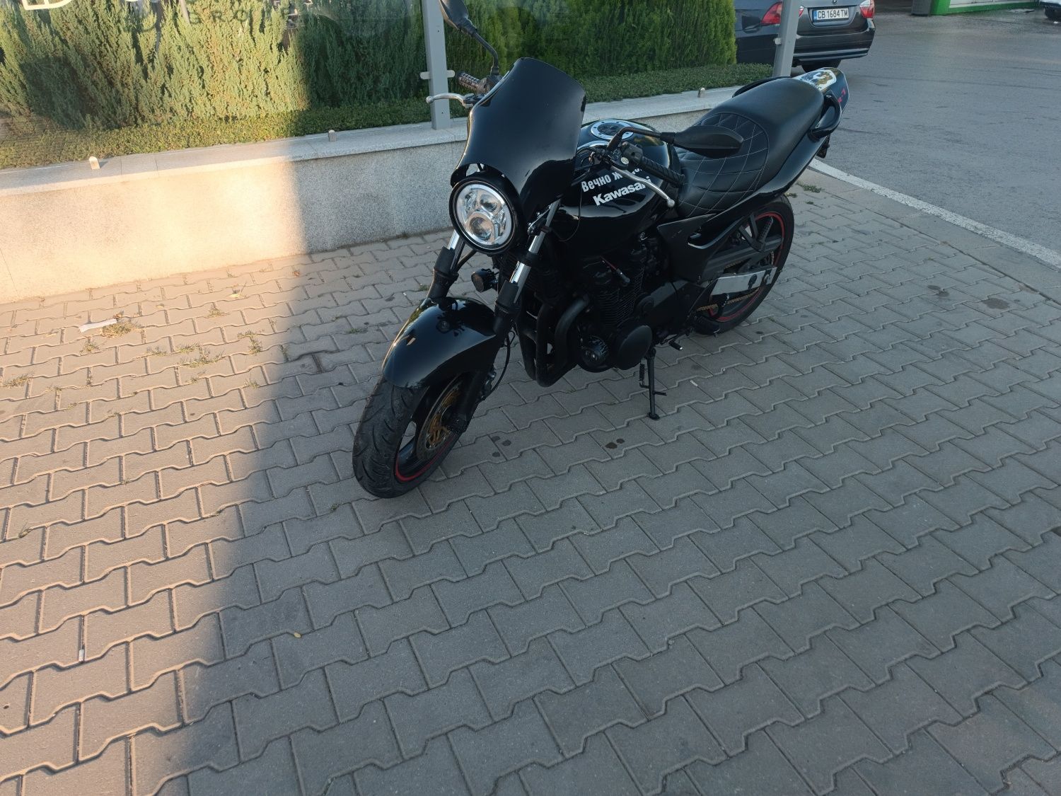 Kawasaki ZR 750 F