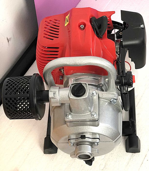 Motopompa Apa 1” Motor 2T Puternica si Compacta