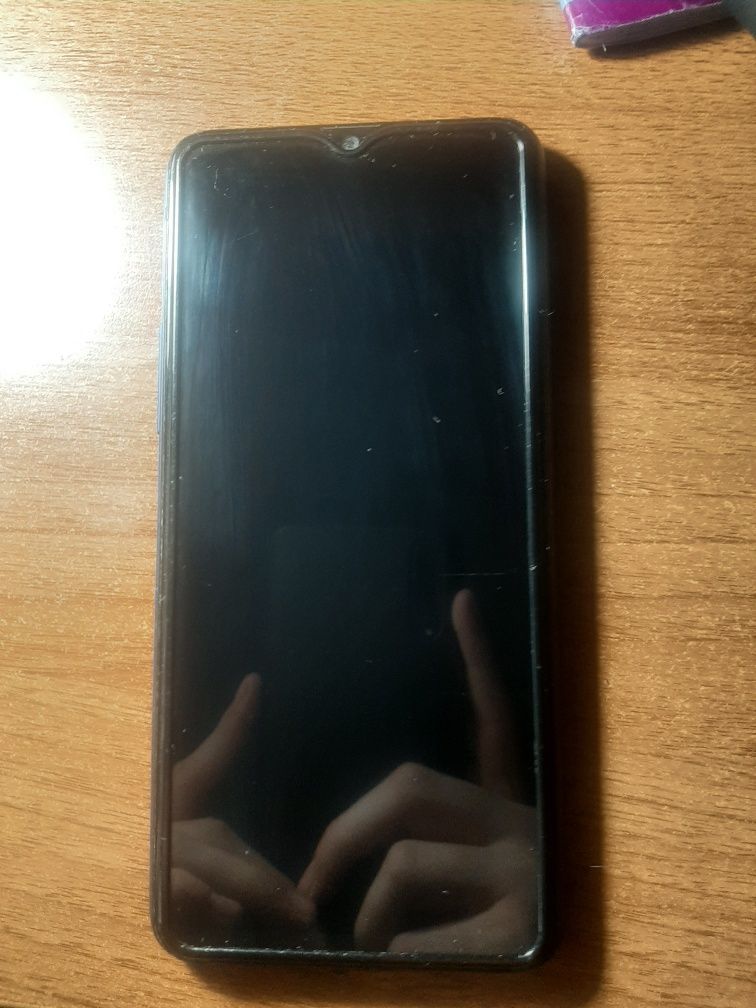 Продам/обменяю Samsung Galaxy A20s.