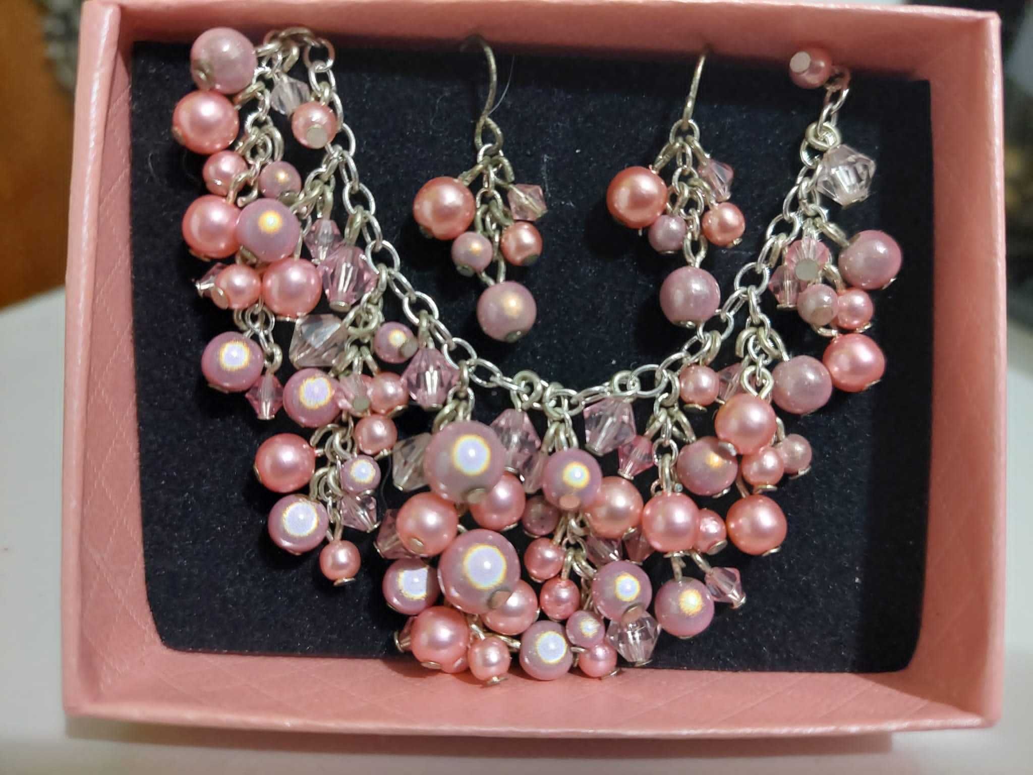 Set bijuterii perle roz, ciorchine bogat, cercei cu colier