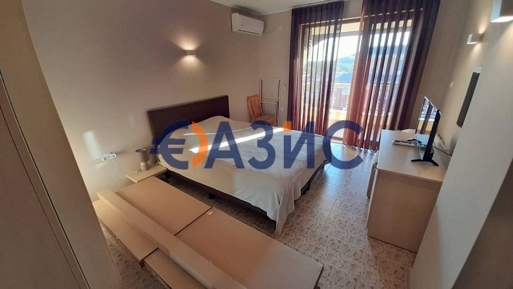 Продава се Тристаен апартамент в к.к. Слънчев бряг - 92 кв.м за 1066 €/кв.м - Снимка #14