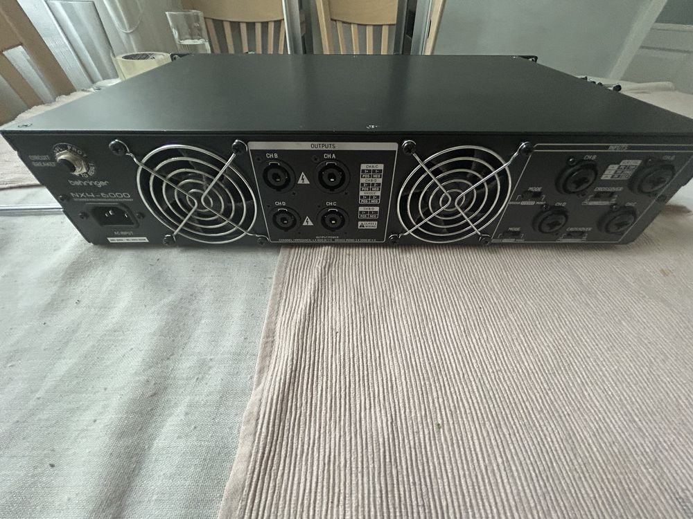 Усиловател behringer nx4 - 6000