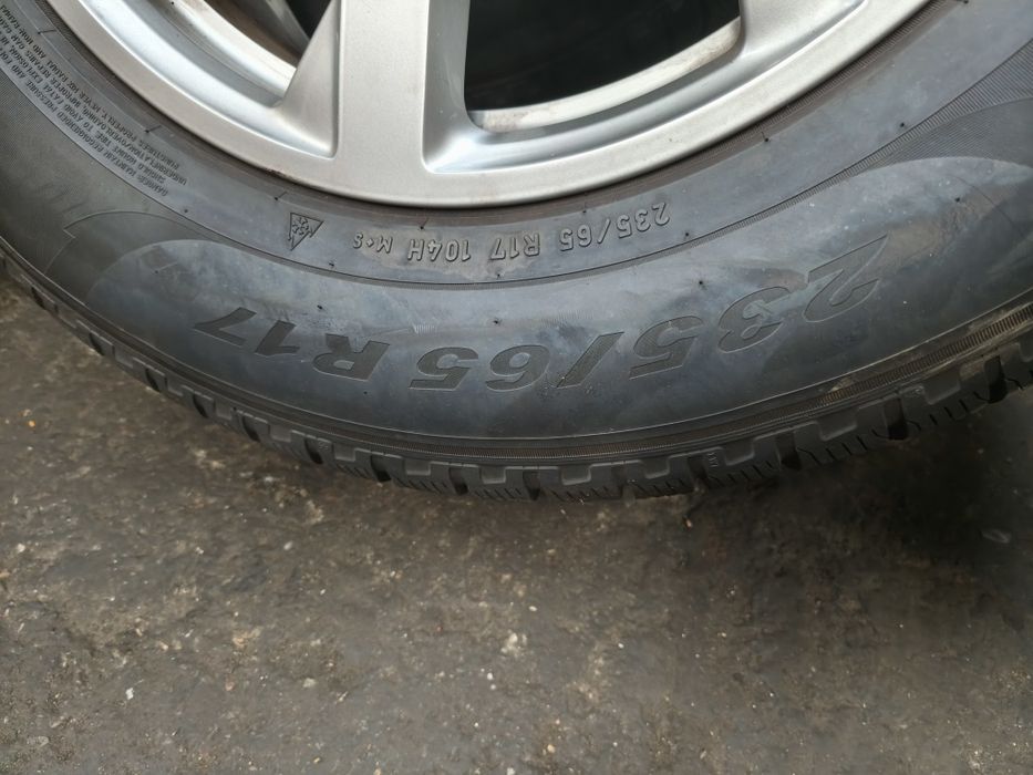 Rotii Audi Q5 cu cauciucur 235 /65 17i