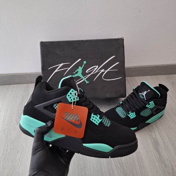 Jordan 4 Tiffany
