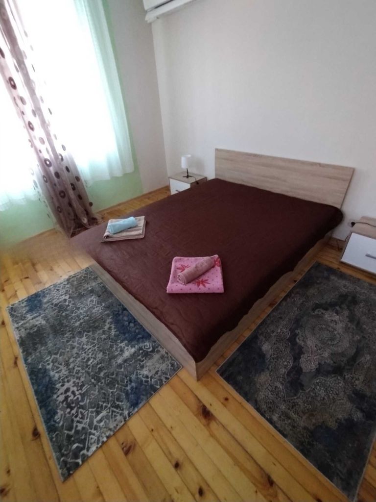 Дава се под наем Тристаен апартамент в София, Център - 63 кв.м за 650 € - Снимка #10