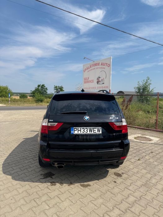 BMW X3  AN 2007 MOTOR 2000
