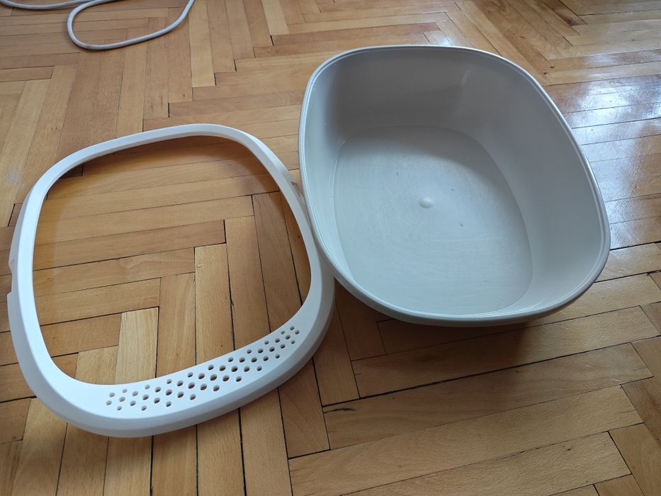 Голяма котешка тоалетна с борд против разпиляване на пълнителя