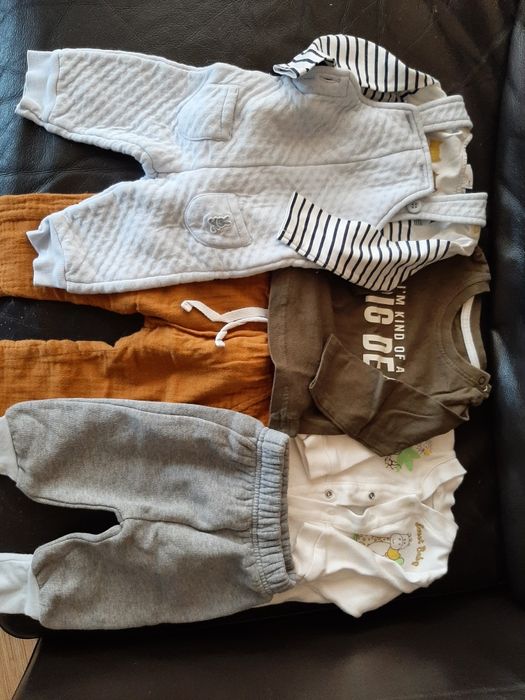 Дрешки за бебе 0-6 месеца на Mayoral,Hm,Disney,Next,George