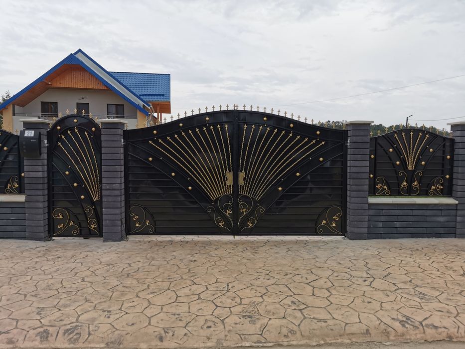 Porți și garduri din fier forjat