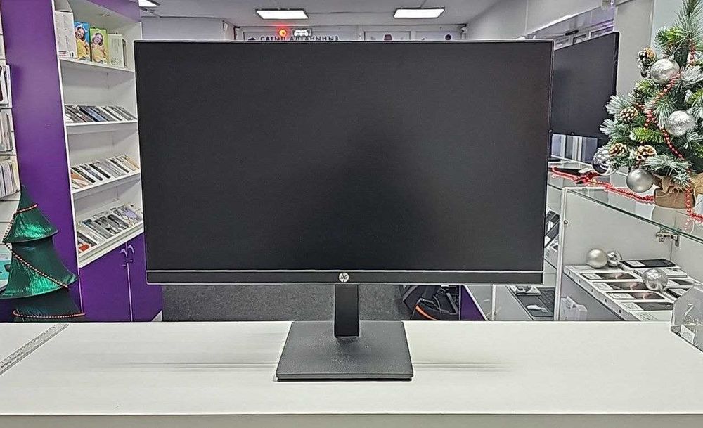 Монитор HP P27h G4 — плоская 27" IPS‑панель с матовым покрытием