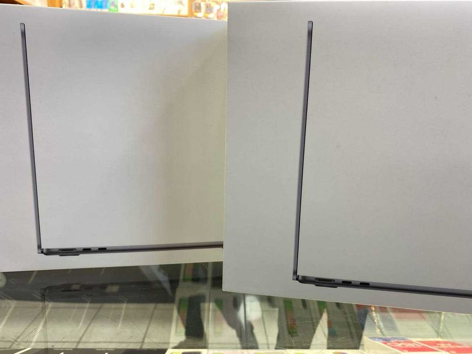 Macbook air m2 16/256/13 inch  690  yangi