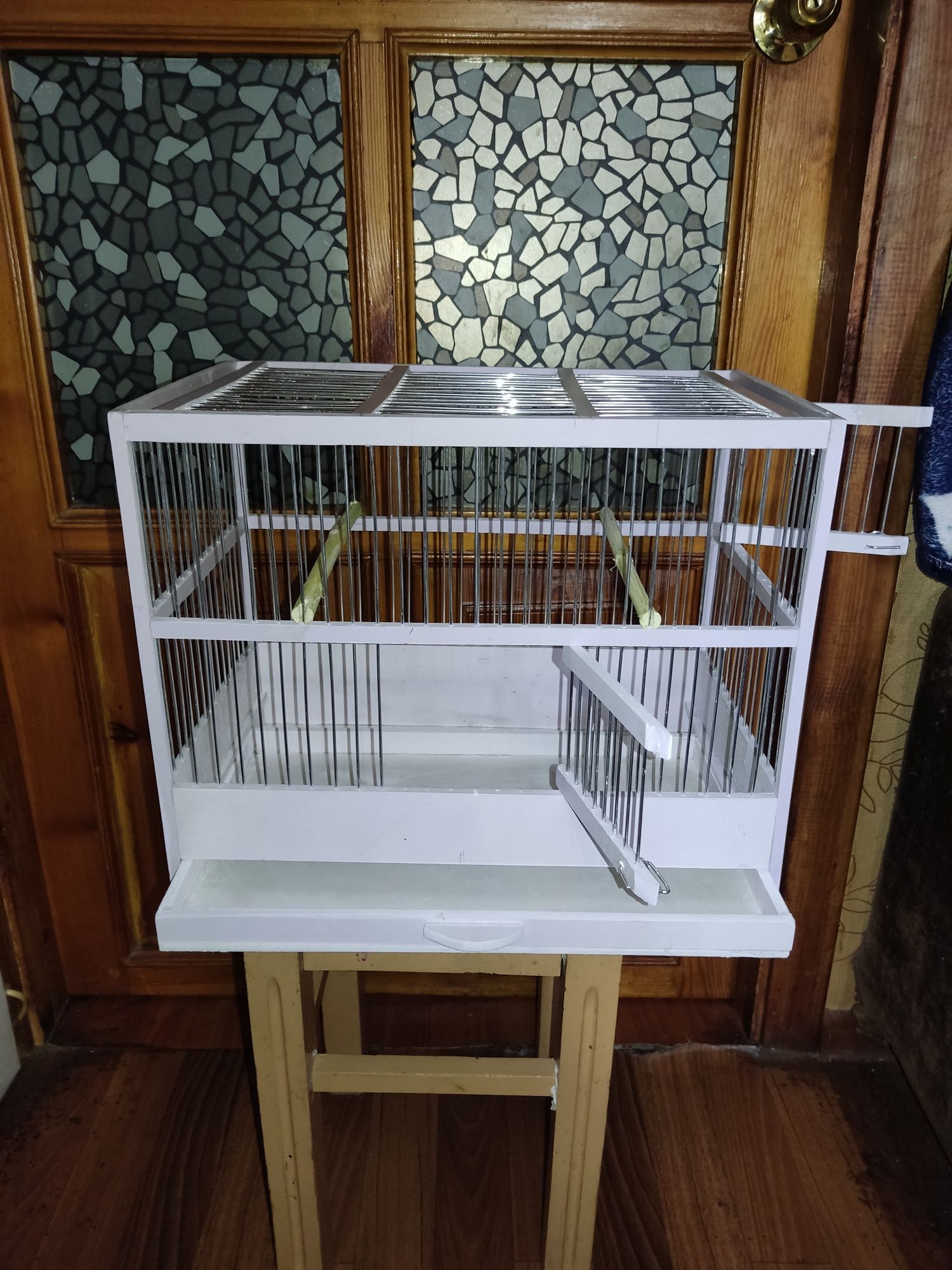 Продам клетку для птиц
